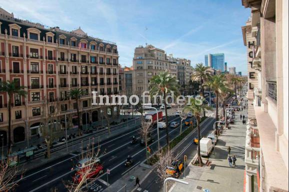 Piso en avenida Diagonal Barcelona con bonitas vistas a la diagonal