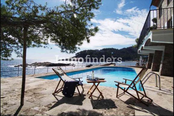 piscina con preciosas vistas casa en venta Aiguablava Begur