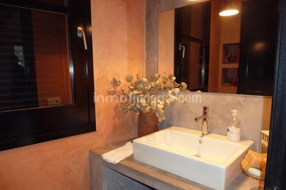 Inmofinders casas de lujo Costa Brava en Baix Empordà como esta con baño