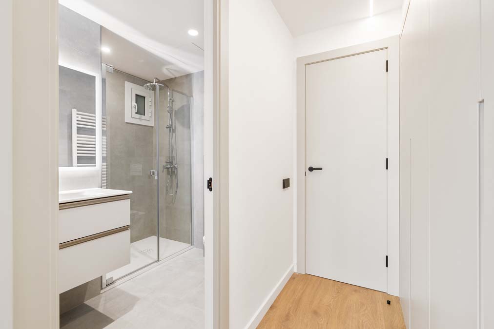 Entrada suite piso venta TurÃ³ Park Barcelona